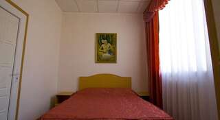 Гостиница Заря Анапа Номер "Стандарт"-6